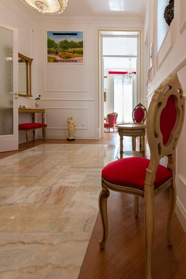 Le Rose Di Nonna Maria, Appartamento Di Lusso In Centro Citta Палермо Экстерьер фото